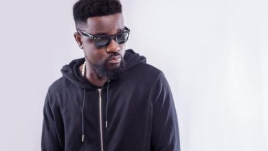 Photo of We Are Sorry For All The Inconvenience – Sarkodie Apologizes To Fans Over Broadcast Challenges