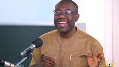 Photo of Cabinet, EMT, banks and forex bureaus to meet and discuss the sinking cedi – Oppong Nkrumah