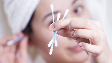 Photo of Cleaning Earwax with Cotton Swabs Can Be Harmful