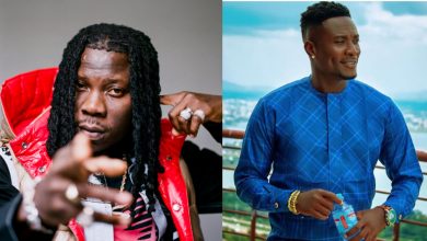 Photo of Stonebwoy expresses gratitude to Asamoah Gyan for covering the cost of his surgery, Seven years ago
