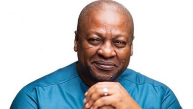 Photo of Fill Ghanaians with hope with your redeeming blood – Mahama prays