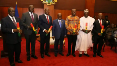 Photo of Prez. Akufo-Addo swears in 5 new Ministers and a deputy