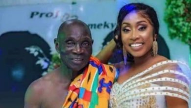 Photo of 80-year-old Dominic Fobih weds young lady in 9th marriage