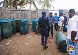 Photo of NPA nabs smugglers; seizes 181,000 litres of crude oil, diesel in Western Region