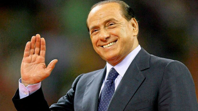 Photo of Italian Media Mogul and Politician Silvio Berlusconi Dies at 86