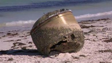 Photo of Unidentified mystery object washes up on Australian beach