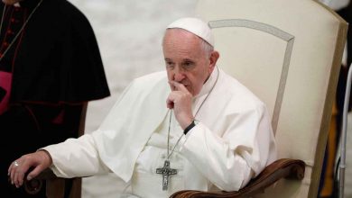 Photo of Pope Francis warns about Artificial Intelligence’s dangers