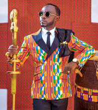 Photo of Learn From The Nigerians Because They Are Doing Well-Okyeame Kwame To Ghanaian Artiste