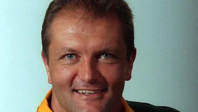 Photo of Former Rugby World Cup champion Hannes Strydom dies in car accident aged 58