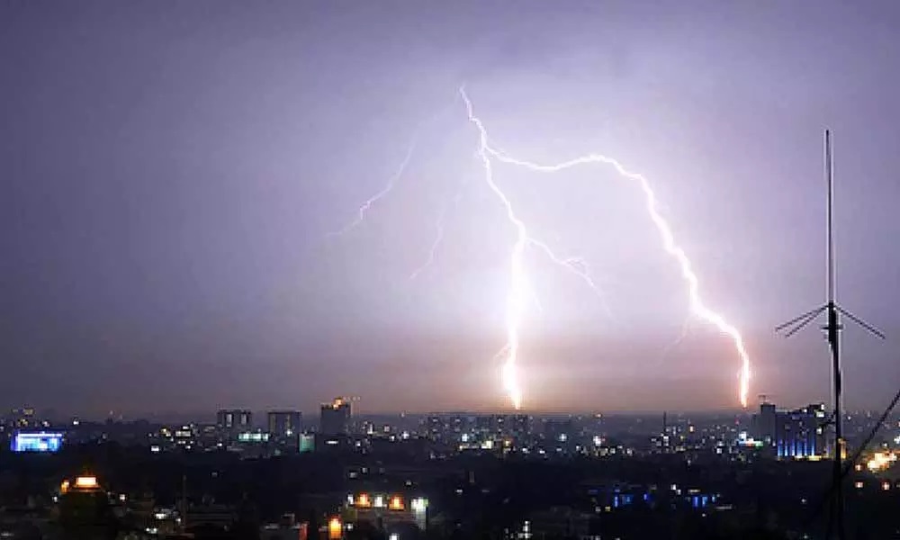 Lightning and storms kill 24 in India’s unusual winter fury - Beach Fm ...