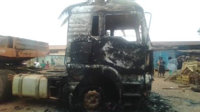 Photo of Sabronum residents set ablaze truck, fearing illegal mining in forest