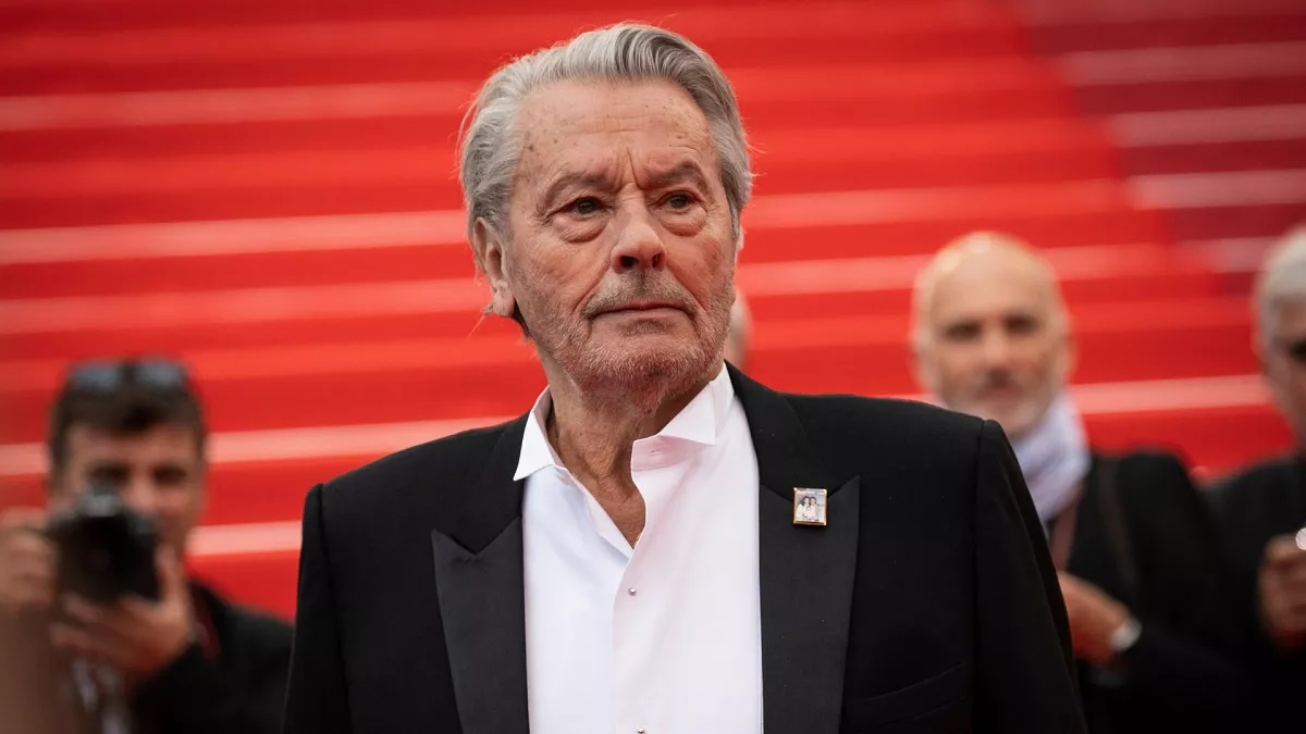 French police seize 72 firearms from home of actor Alain Delon - Beach ...