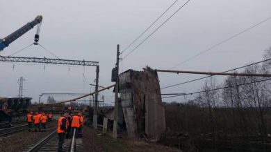 Photo of Bridge Collapse Kills One, Injures Five in Russia