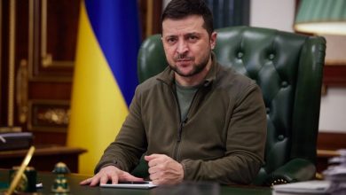 Photo of Ukrainian President signs law lowering conscription age to boost military