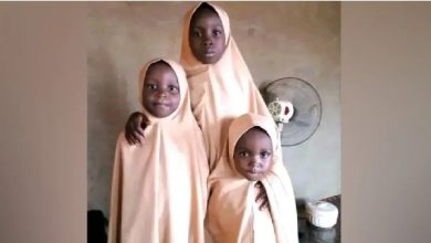 Photo of Nigerian father mourns after three daughters killed in car crash