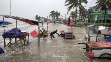 Photo of Cyclone Remal hits India and Bangladesh, leaving 16 dead