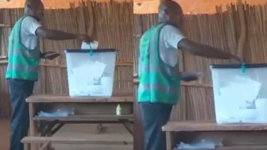 Photo of EC disregards viral video allegedly depicting ballot box stuffing