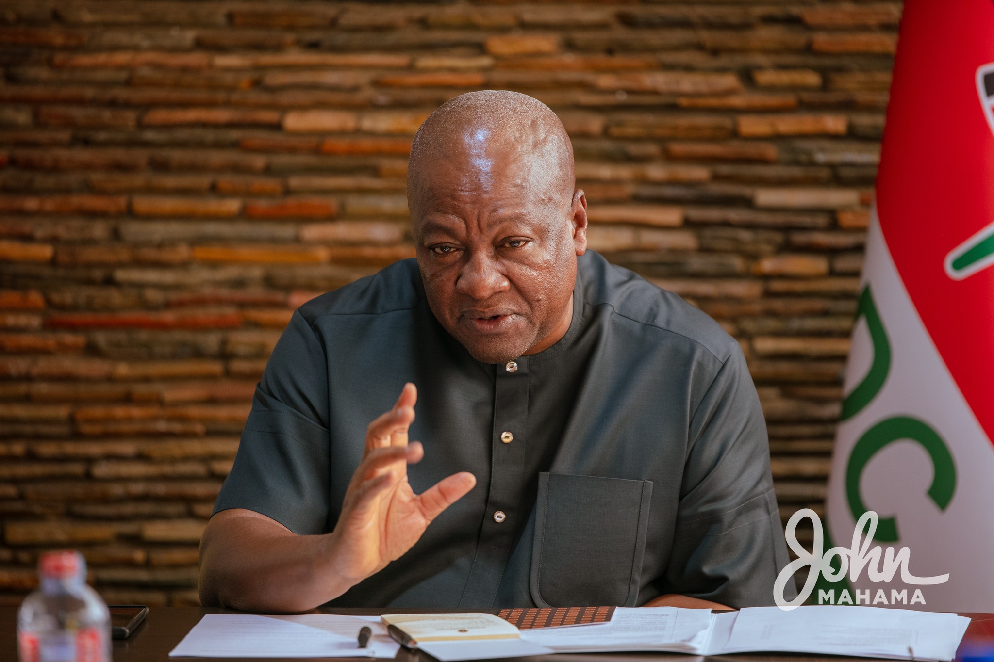 Mahama Says His 24-hour Economy Initiative Will Solve Ghana's Financial ...