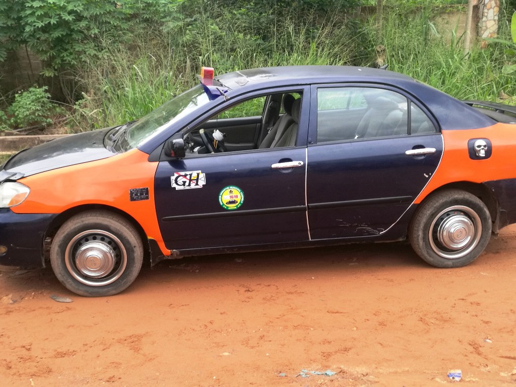 A 37-year-old taxi driver, by name Amos Adusei, was fatally shot by suspected armed robbers on the Kwaman-Boaman road in the Ashanti region.