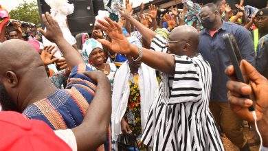 Photo of Bawumia urges Ghanaians to base 2024 election decision on impact of policies