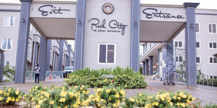 Rock City Hotel has retracted its bid to acquire 60 percent shares in four hotels owned by the SSNIT. The hotels include La Palm Beach...