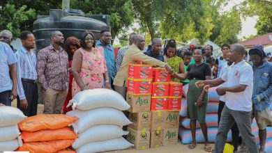 Photo of VRA donates more relief items to Akosombo Dam spillage victims