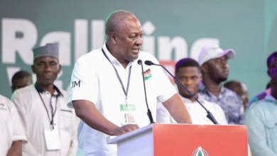 Photo of Mahama pledges one-week paternity leave, extension of maternity leave